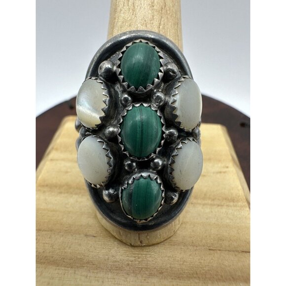 Vintage Sterling Silver Malachite & Mother of Pearl Saddle Ring Size 11.5 - Picture 1 of 8